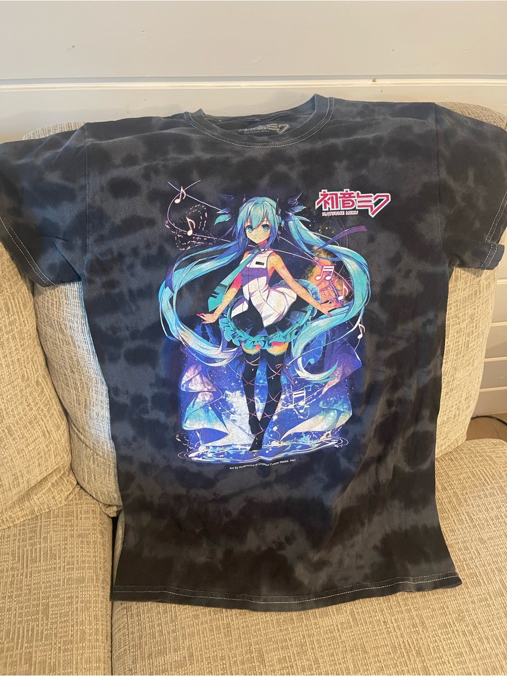 Hatsune Miku Graphic Tie-Dye Mens Tee - Black & Aqua